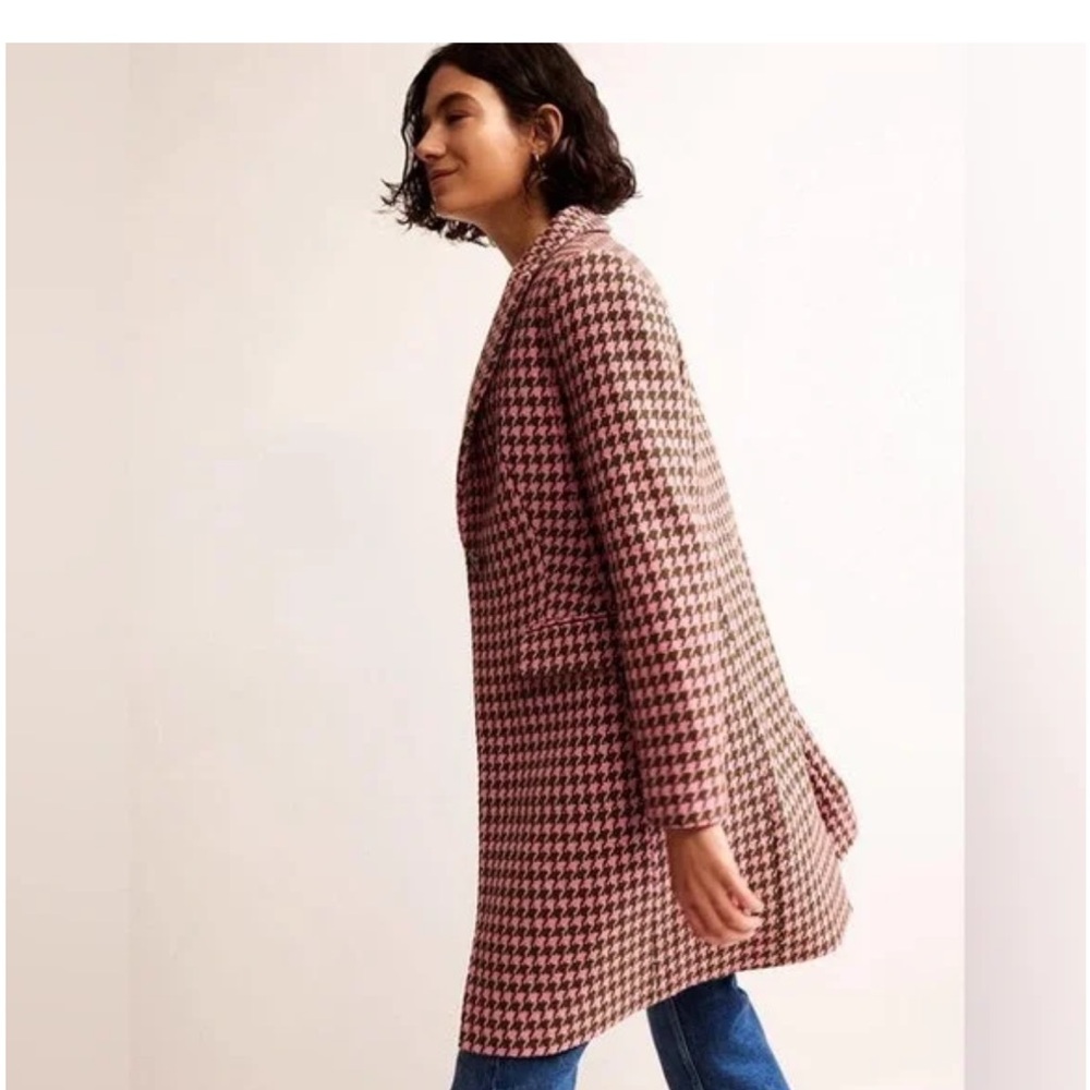 Boden Canterbury Printed Coat in Pink and Khaki Dogstooth - Picture 3 of 6